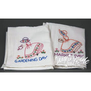 Aunt Martha’s® 3553 Colonial Girl Days of the Week Tea