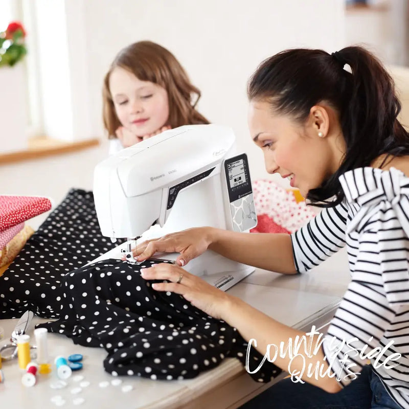 HUSQVARNA® VIKING® OPAL™ 690Q Sewing Machine 957416112