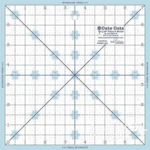 Lori Holt Cute Cuts™ Trim-it™ Ruler 7 1/2’’ x 743365
