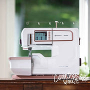 HUSQVARNA® VIKING® AMBER™ Air S | 600 Coverlock Machine