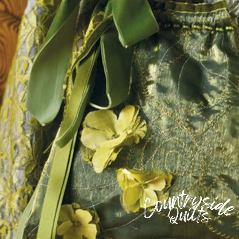 HUSQVARNA® VIKING® EMERALD™ 116 Sewing Machine 957287112